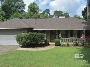 2710 Manuel Dr, Lillian, AL 36549