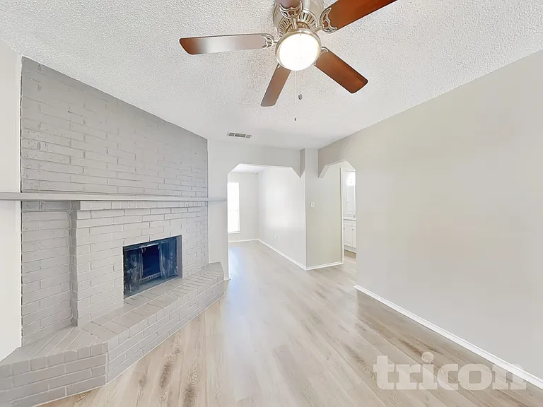 5005 Coronet Ct — Photo 3