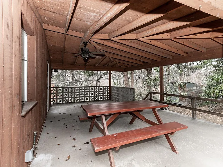50 McNeilly Ct — Photo 26