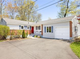 6 Haynes Rd, West Hartford, CT 06117