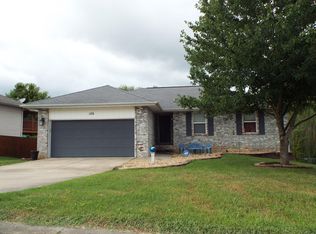 109 Daleview Cir, Nixa, MO 65714