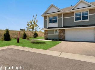 9849 5th Street Ln N, Lake Elmo, MN 55042