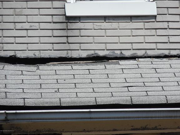 2nd image of 69 Sands St
