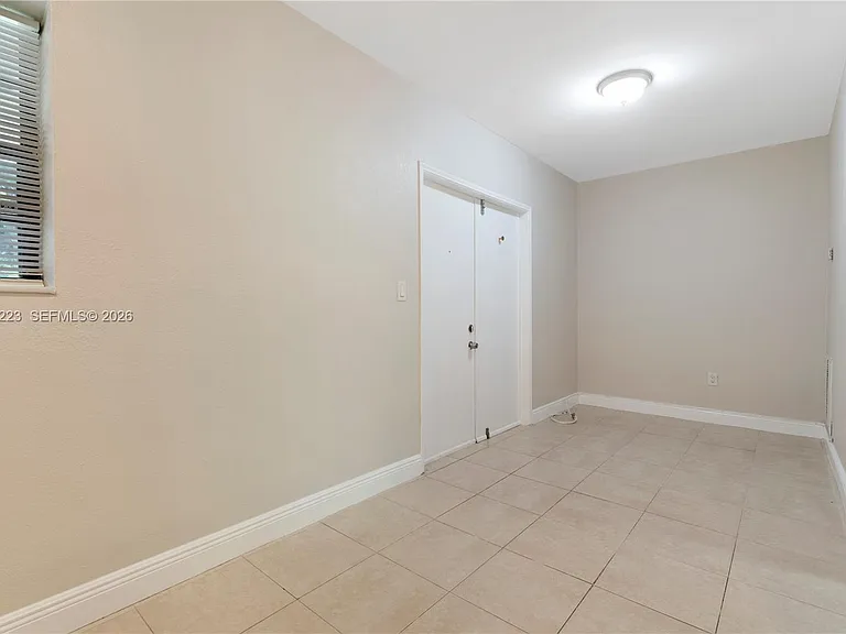 214 Salamanca Ave #3 — Photo 8