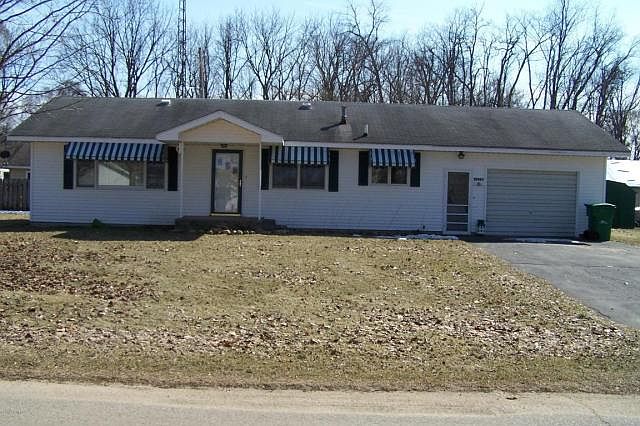 1st image of 25085 Lake Shore Dr