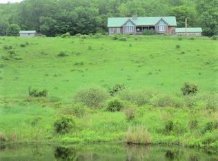 730 Hathaway Pond Rd, Hancock, NY 13783