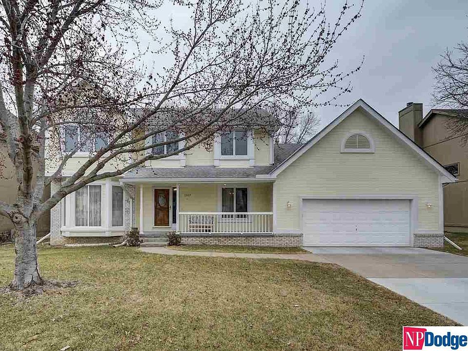 1st image of 2905 Blackhawk Dr