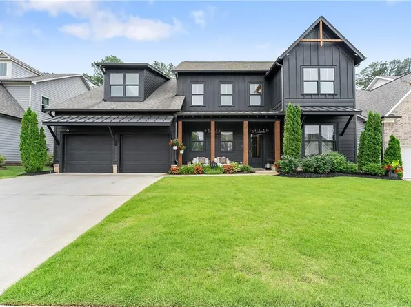 712 Bridgeview Dr, Canton, GA 30115