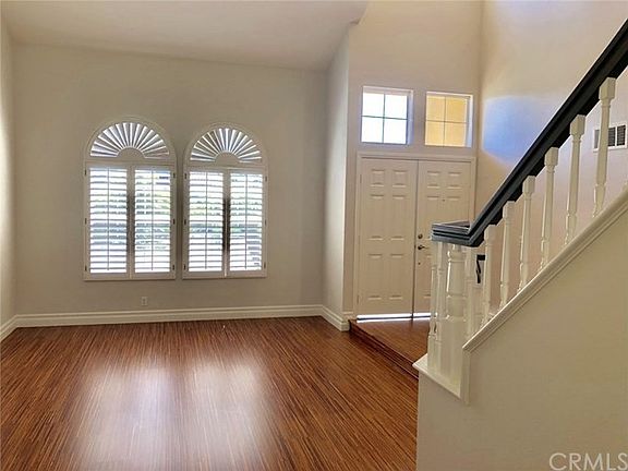 4th image of 27851 Malaga Ln