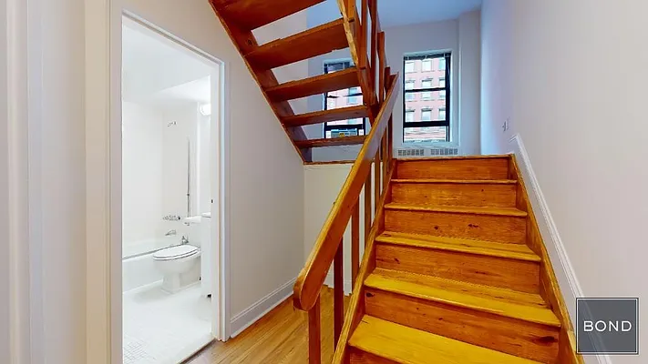 Rented by Bond New York | media 4