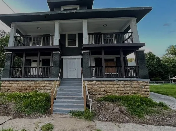 2210 E 34th St #1, Kansas City, MO 64109