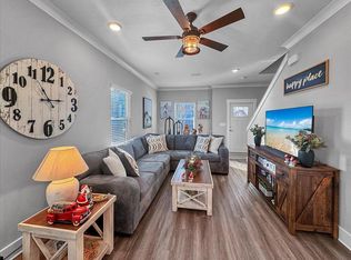 377 N Sand Palm Rd, Freeport, FL 32439