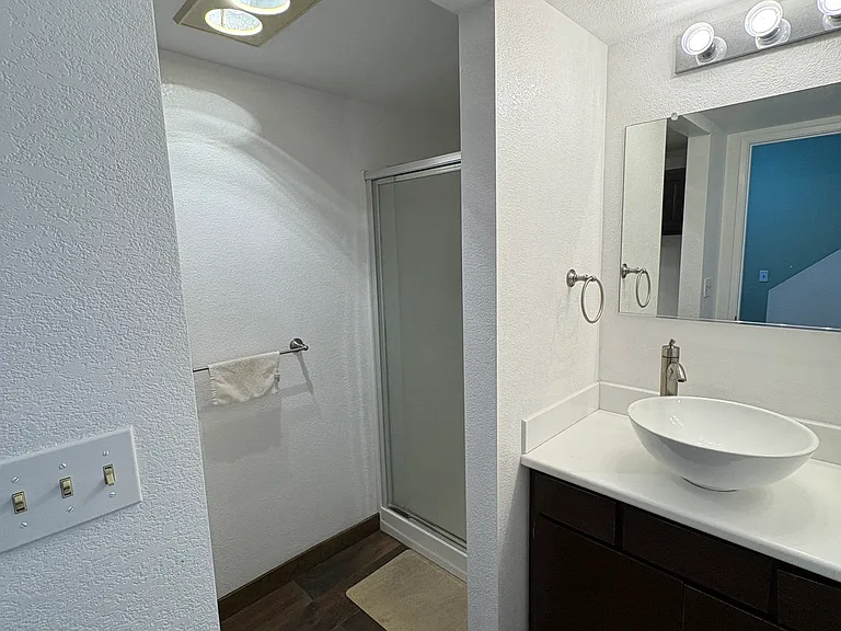 852 Crosby St #C — Photo 14