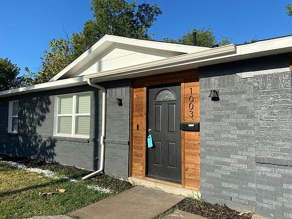 2nd image of 1003 Daniels Dr