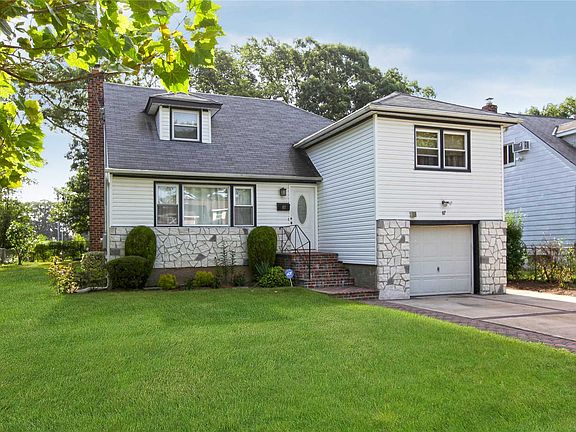 2nd image of 82 Hausch Blvd