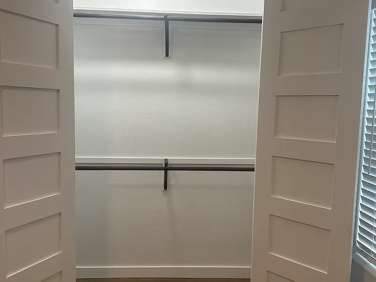 2715 Grafton Ave — Photo 9