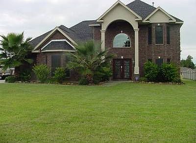 1st image of 905 Althalee St
