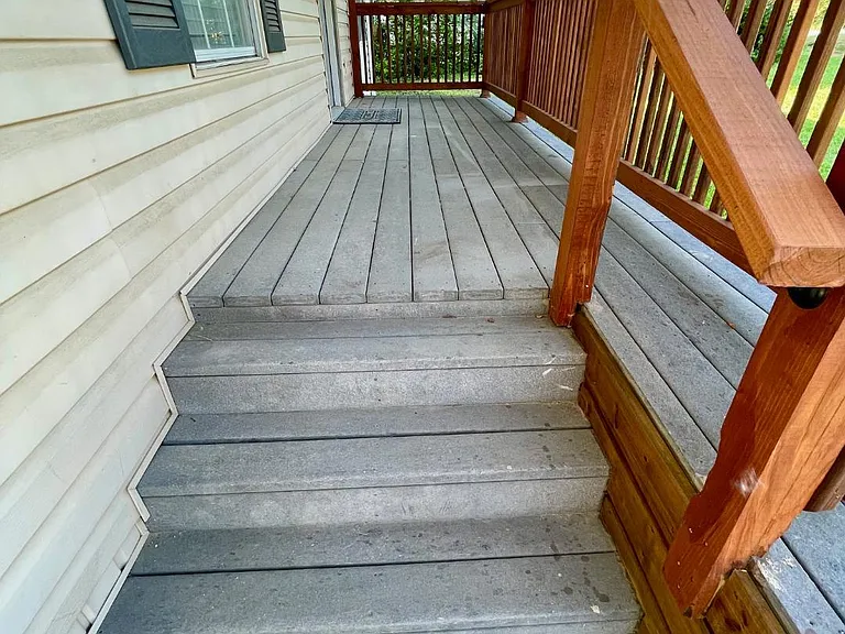 1711 Tryon Rd — Photo 3