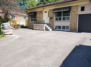 17 Maralim Rd, Richmond Hill, ON L4C 2K6
