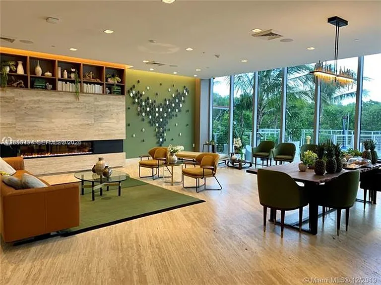 16385 Biscayne Blvd #621 — Photo 29