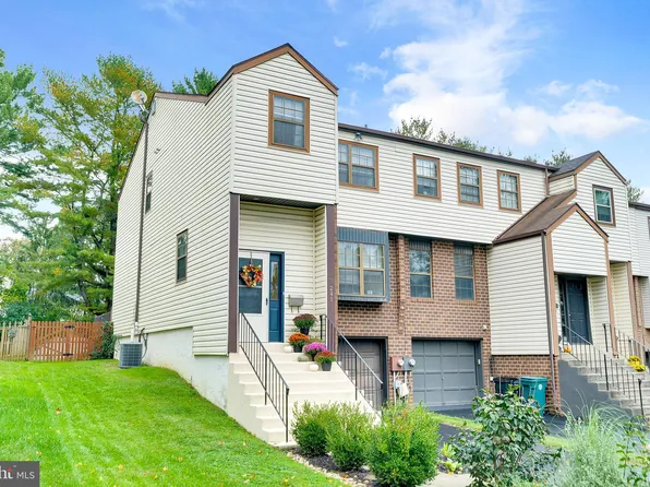 241 Birch Dr, Lafayette Hill, PA 19444