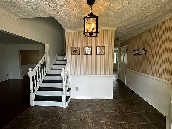 5th image of 2201 Timberdale Ct