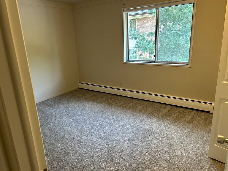 1261 Island Dr #204 — Photo 11