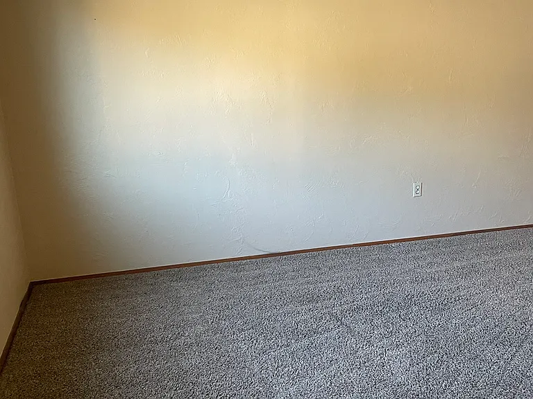 521 Union Ave #6 — Photo 2