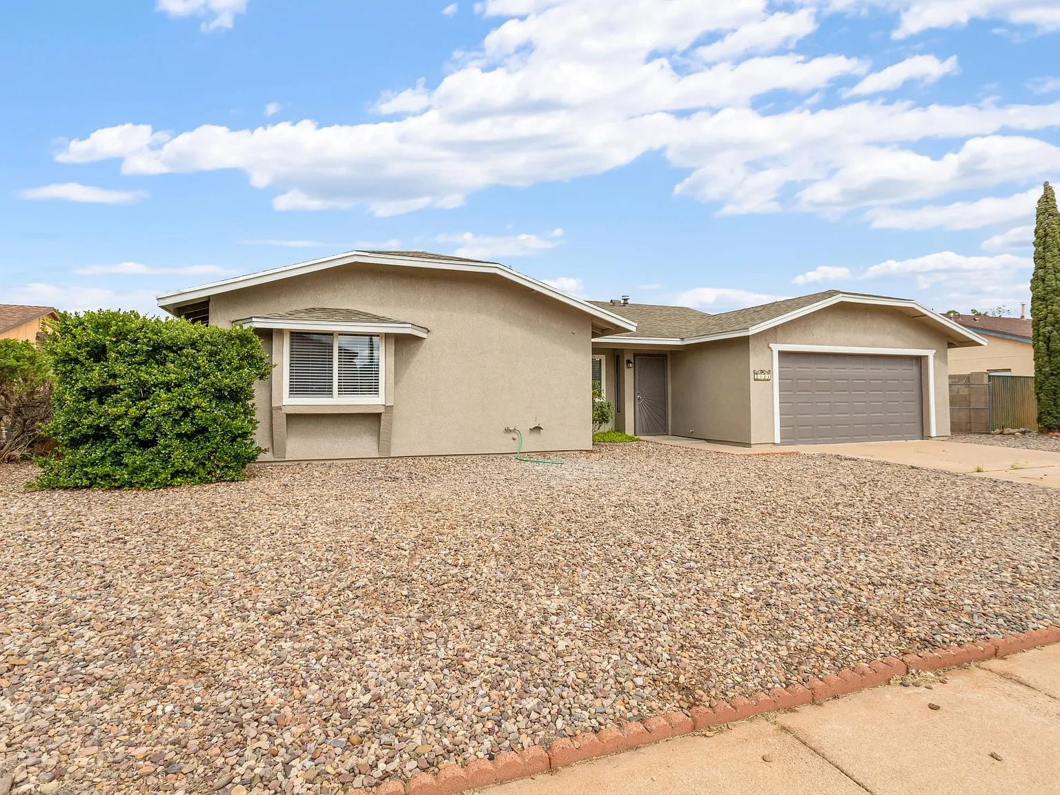 3 bed, 1332 sqft, $1,900 — Photo 4
