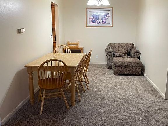 5th image of 3626 Lakeshore Dr APT K-3