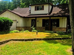 3107 Dean Rd, Lambertville, MI 48144