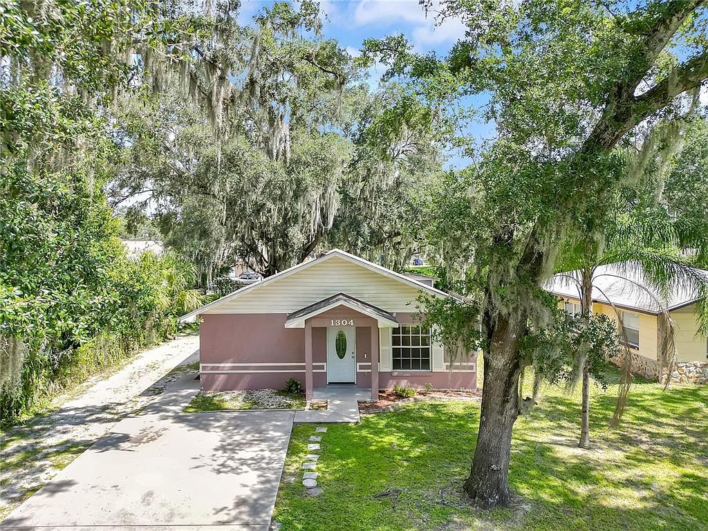 1304 E Young St, Plant City, FL 33563 Zillow