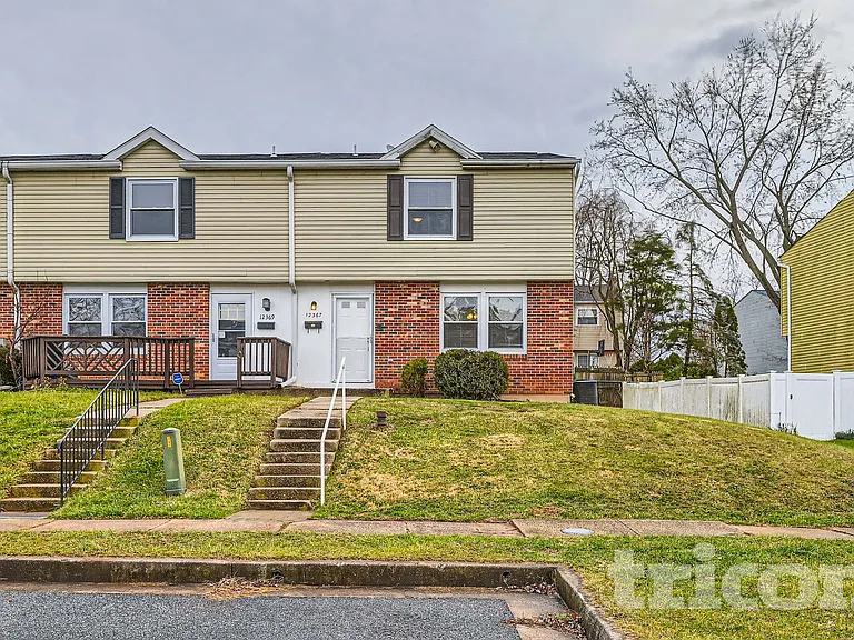 12367 Boncrest Dr — Photo 2