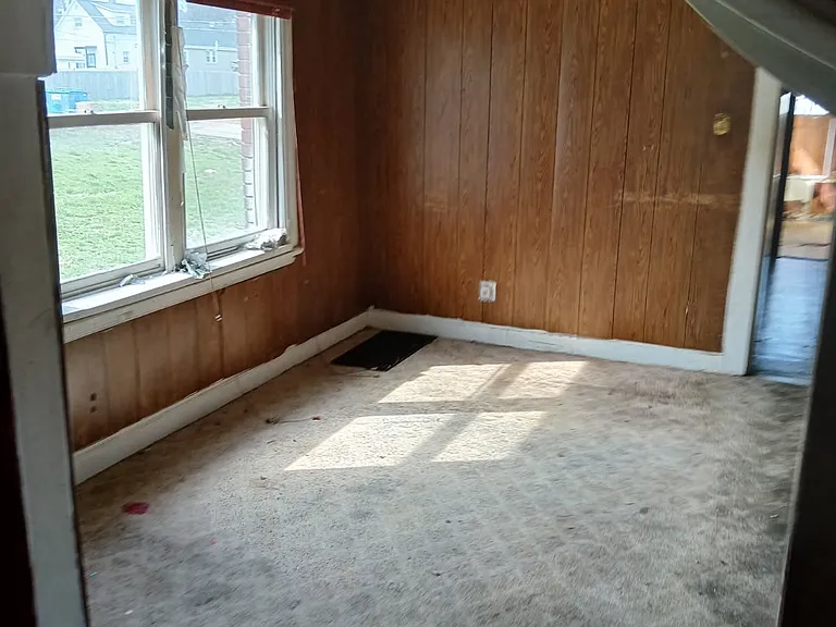4931 Plover Ave — Photo 4