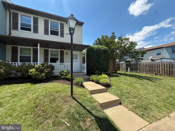 5124 Pecan Dr, Fredericksburg, VA 22407