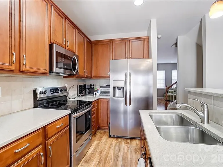 2029 Kegsworth Dr — Photo 12