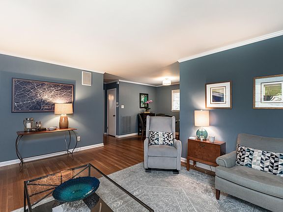 5th image of 7925 Stratton Dr
