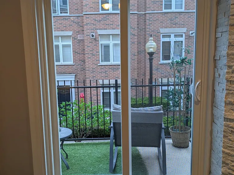 98 Redpath Ave #11 — Photo 10