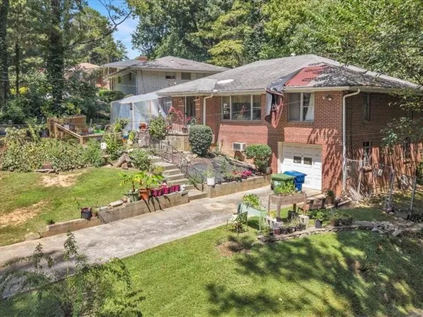 511 Collier Ridge Dr NW, Atlanta, GA 30318