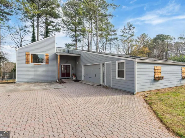 4047 Meadow Way, Marietta, GA 30066
