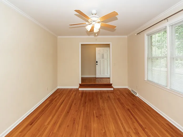 777 Bonham Dr — Photo 7