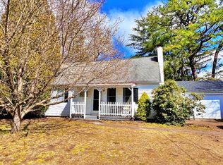 13 Grattan St, Springfield, MA 01119