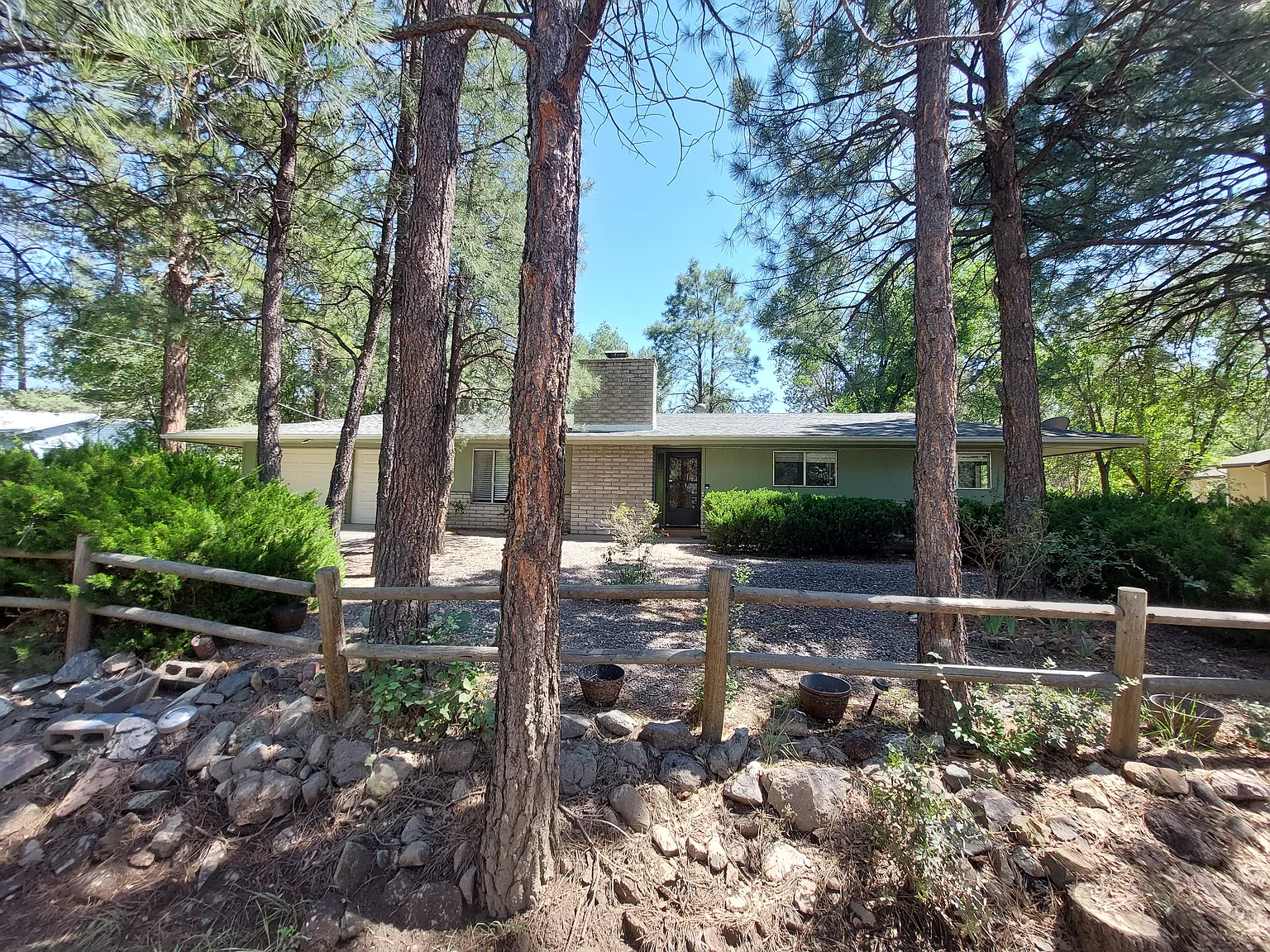 3 bed, 1488 sqft, $2,500 — Photo 1