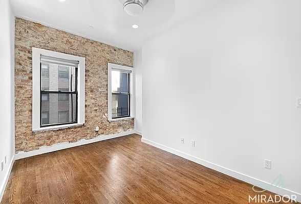 Rented by Mirador Real Estate | media 23