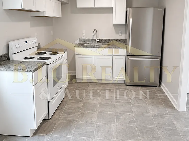 113 Roland St #1 — Photo 5