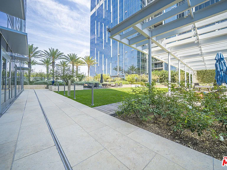 889 Francisco St #3603 — Photo 41