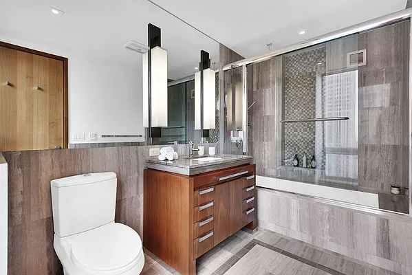 Rented by Compass | media 50