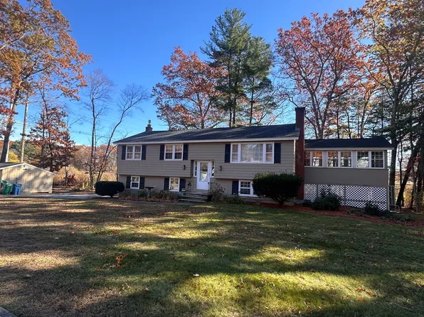 66 Buckingham Dr, Billerica, MA 01821