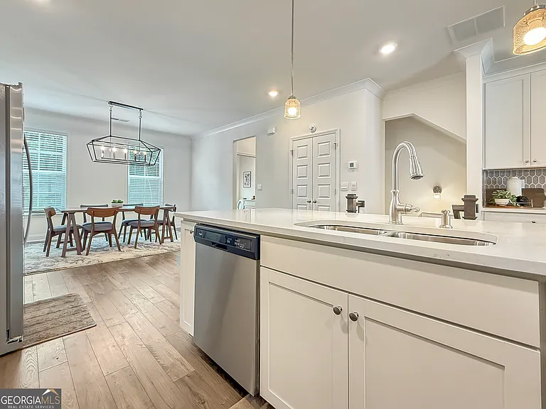 1160 Kendron Ln #16 — Photo 7