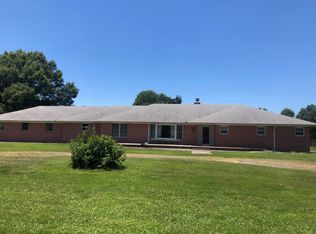 2118 McCracken St, Stuttgart, AR 72160